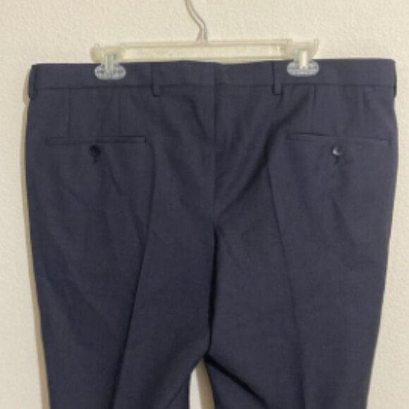 NWOT HUGO BOSS Men's 100% Virgin Wood Slim Fit Dress Pants (Unhemmed) Size 38 - Picture 2 of 11